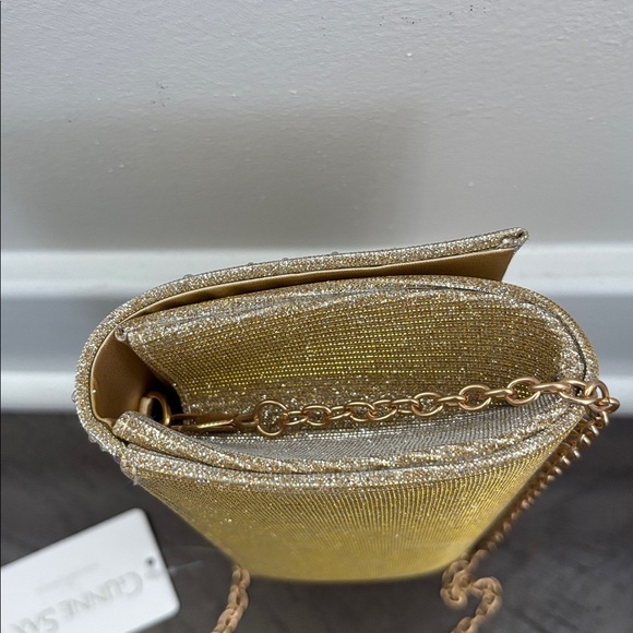 Gunne Sax By Jessica McClintock Chloe
Gold iridescent rhinestone,snap,dressy - Picture 4 of 13